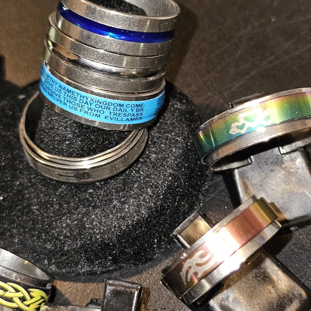 Rings R - Picture 5 of 9